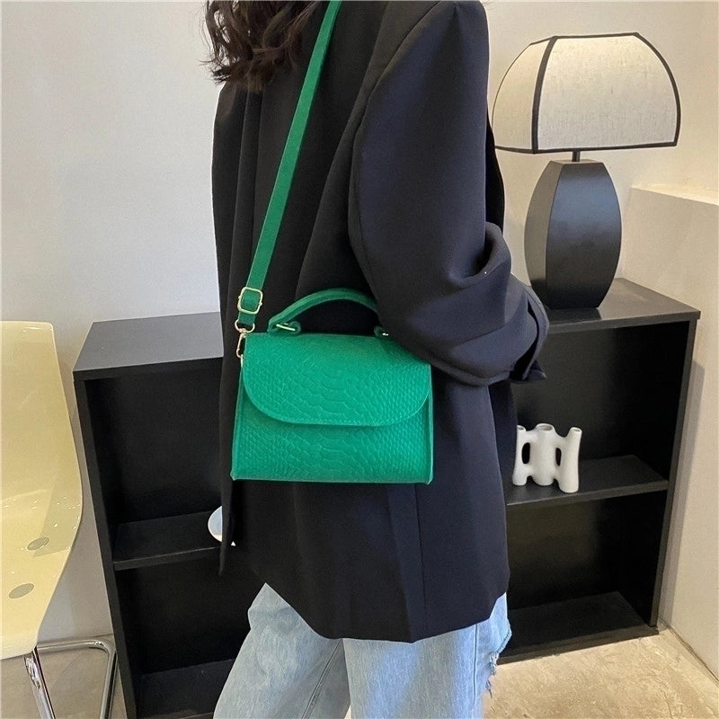 Women's Mini Pu Solid Color Crocodile Fashion Square Magnetic Buckle Flip Cover Shoulder Bag Handbag Crossbody Bag