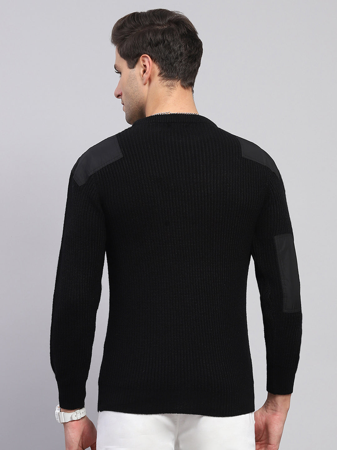 Men Black Solid Round Neck Full Sleeve Pullover