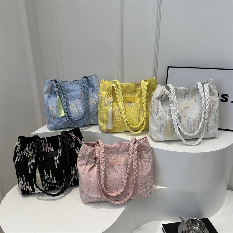 Women's Medium Canvas Solid Color Preppy Style Classic Style Square Zipper Shoulder Bag