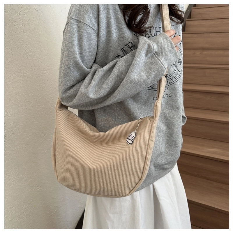 Women's Large Corduroy Solid Color Streetwear Dumpling Shape Zipper Shoulder Bag