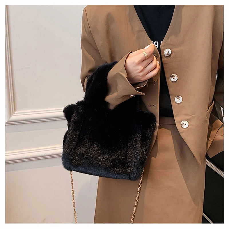 Winter New Mao Mao Bag Women's Bag Large Capacity Women's Shoulder Crossbody Bag Portable Tote Plush Bag