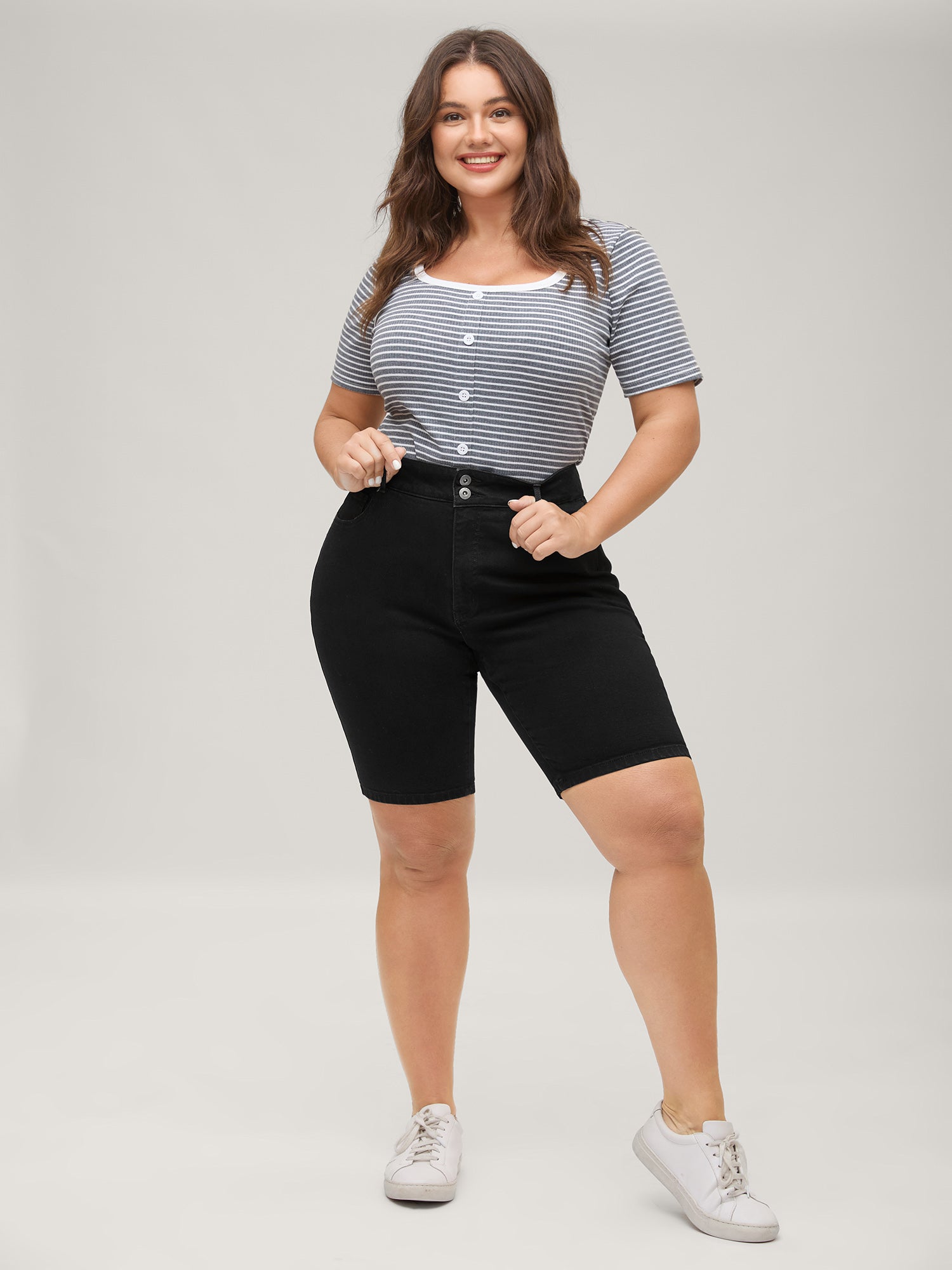 Classic Skinny-Fit Denim Shorts