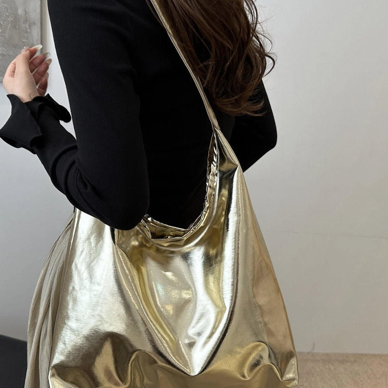 Women's Large Pu Leather Solid Color Streetwear Square Magnetic Buckle Shoulder Bag