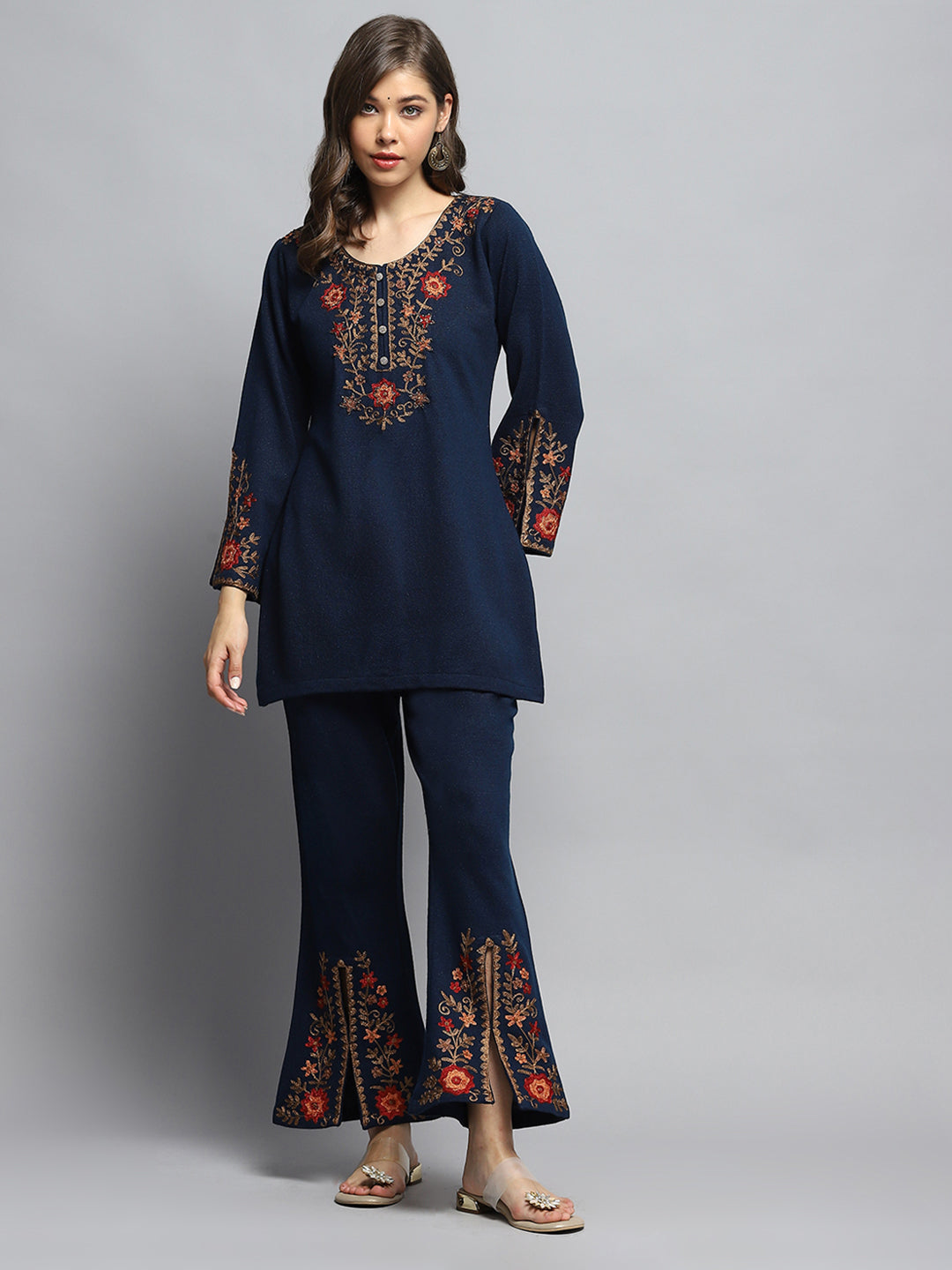 Women Blue Self Design Round Neck Full Sleeve Kurti Set