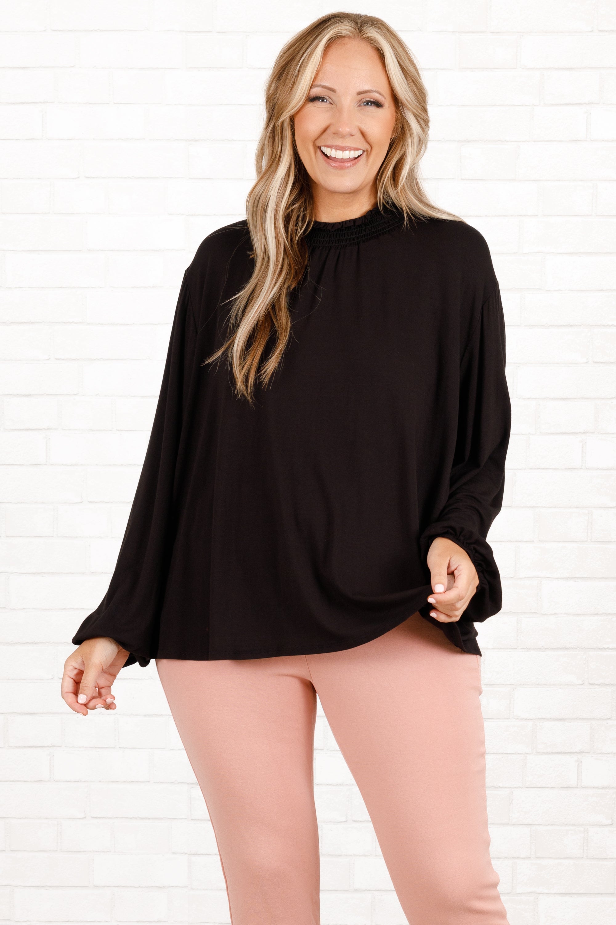 She Don't Like The Lights Top. Black