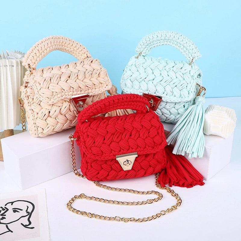 Women's Small Polyester Solid Color Streetwear Tassel Square Lock Clasp Shoulder Bag Handbag Crossbody Bag