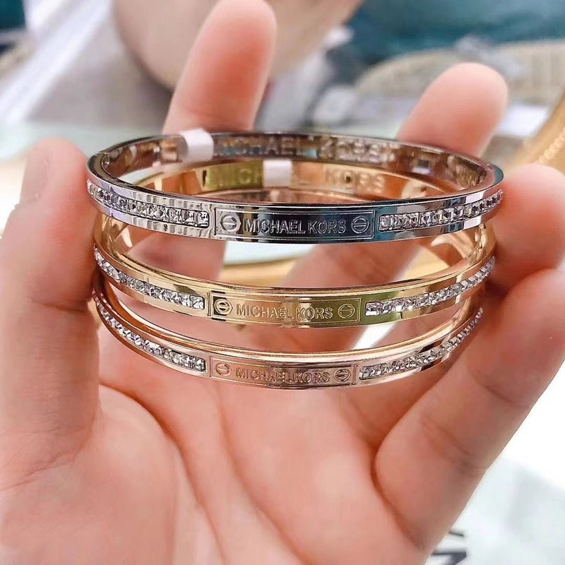 Minimalist Roman Style Round Titanium Steel Inlay Zircon Bangle