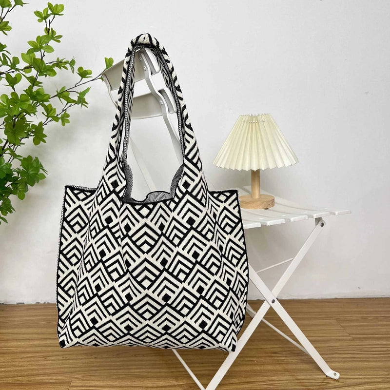 Women's Large Polyester Color Block Waves Streetwear Square Open Shoulder Bag