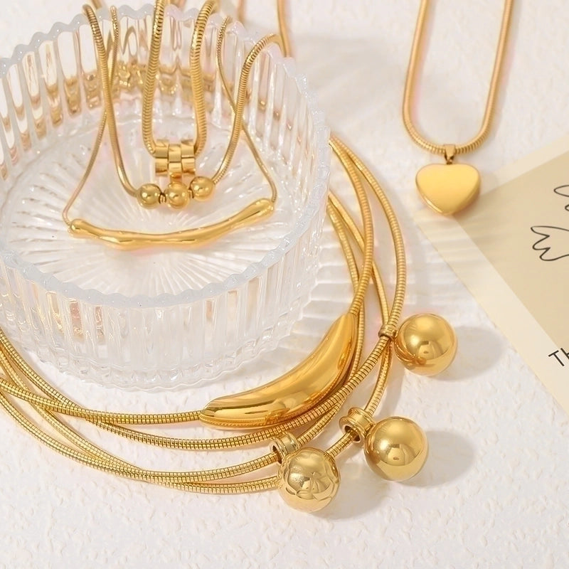 Stainless Steel 18K Gold Plated Hip-Hop Modern Style Classic Style Plating Round Heart Shape Ball Necklace