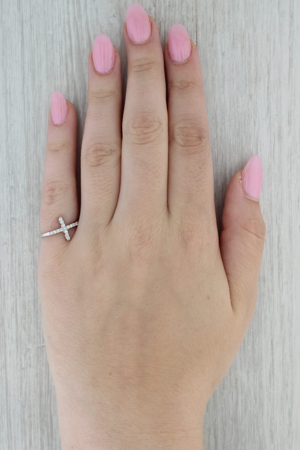 New 0.25ctw Diamond Cross Ring 14k White Gold Size 6.25