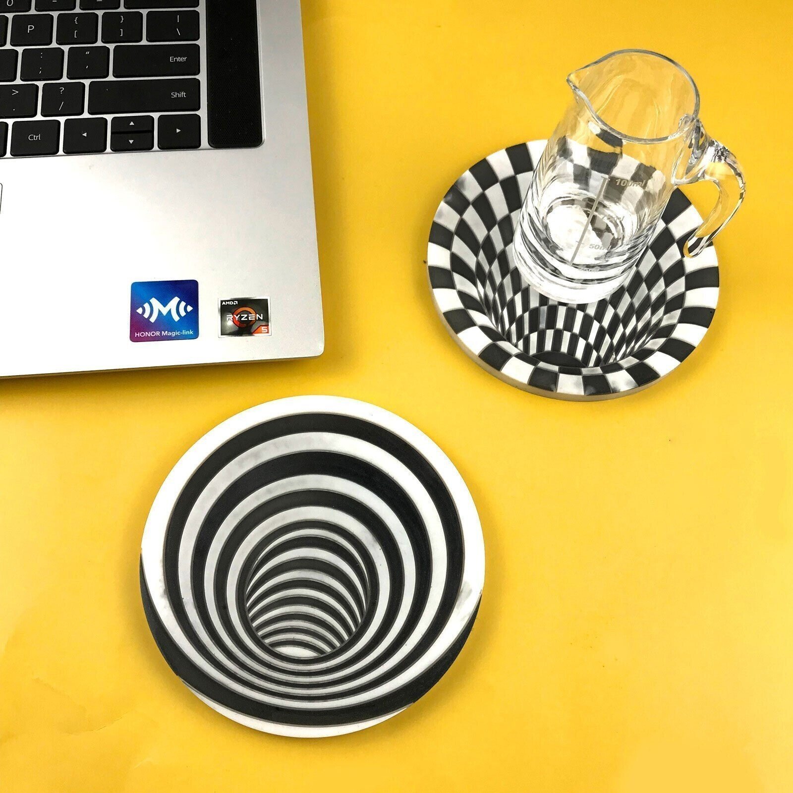 HHQ-Vision Trap Coaster Resin Mold