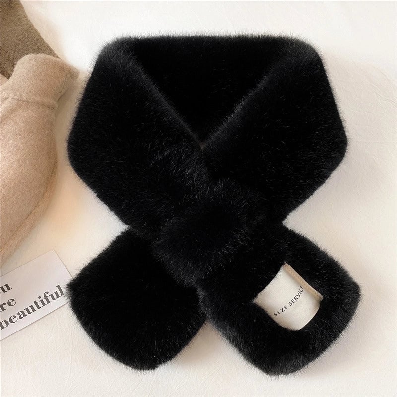 Women's Minimalist Solid Color Imitation Fur Polyester Winter Scarves