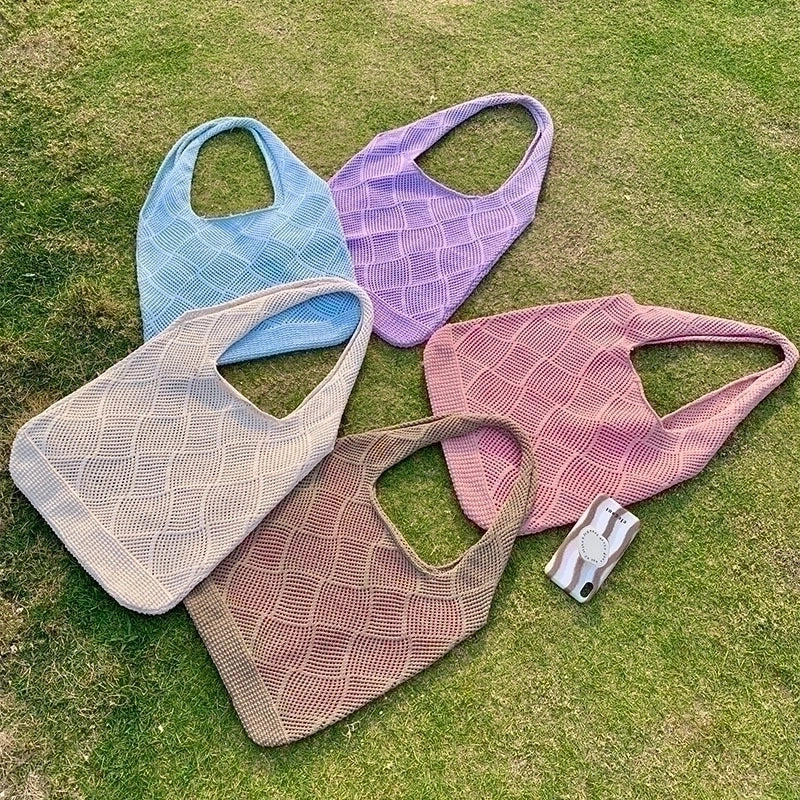Women's Medium Polyester Solid Color Cute Square Open Underarm Bag
