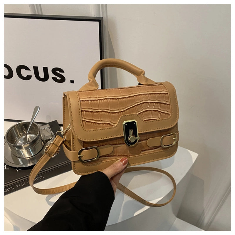 Women's Medium Pu Leather Solid Color Streetwear Square Magnetic Buckle Crossbody Bag