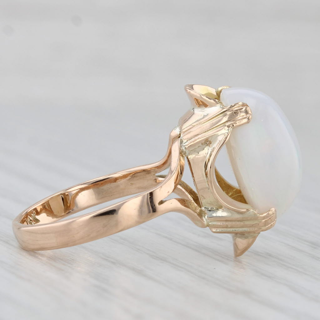 Vintage Welo Opal Oval Cabochon Ring 14k Yellow Gold Size 7