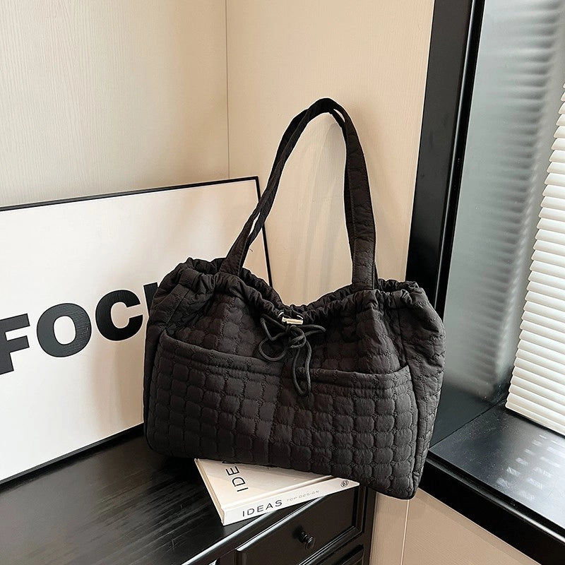 Women's Medium Nylon Solid Color Basic Square String Shoulder Bag