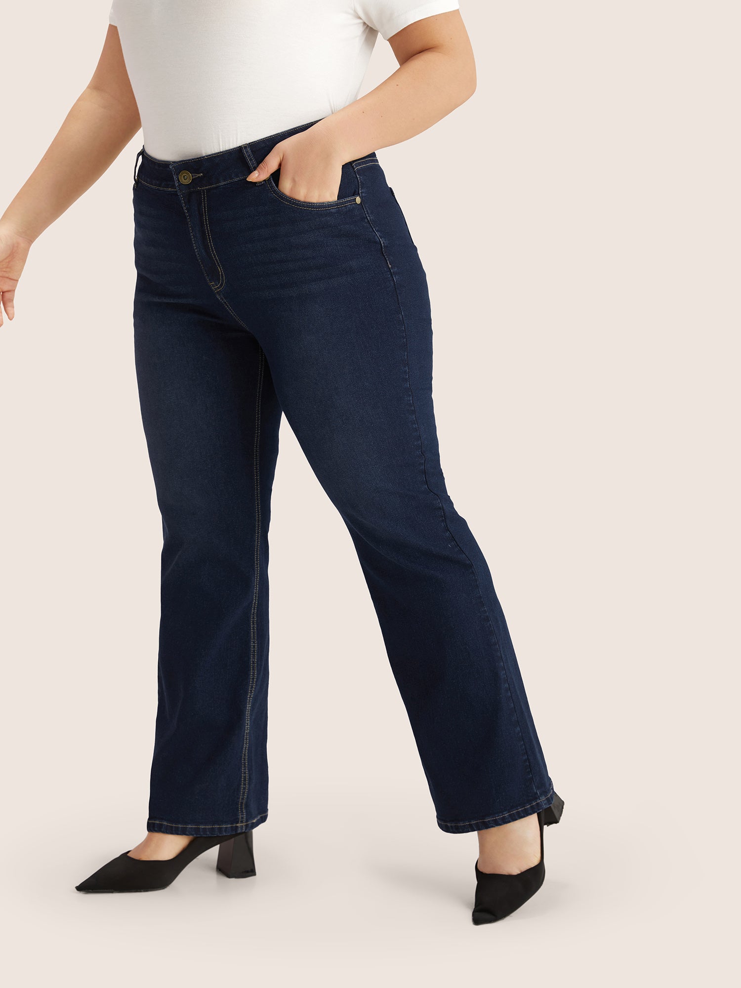 Plain Bootcut Pocket Zipper Fly Jeans