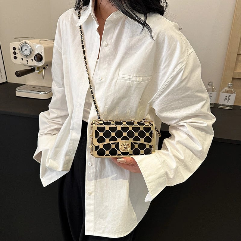 Women's Medium Pu Leather Metal Solid Color Streetwear Hollow Square Lock Clasp Crossbody Bag