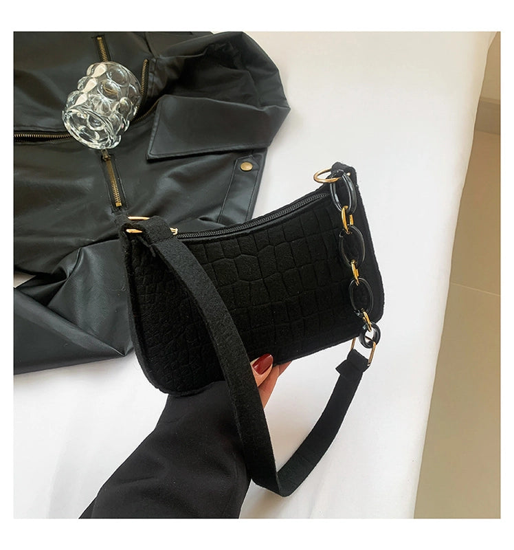 Women's Small Cloth Solid Color Basic Vintage Style Zipper Underarm Bag
