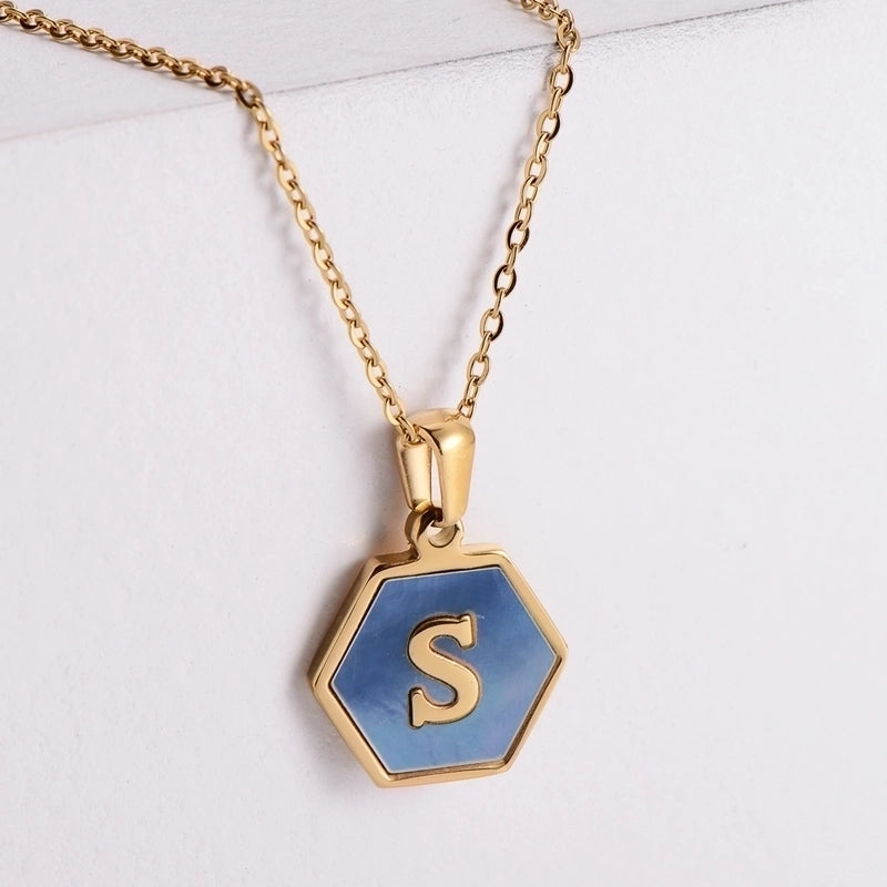304 Stainless Steel 18K Gold Plated Minimalist Plating Letter Shell Pendant Necklace