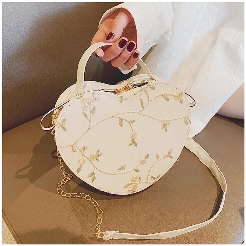 Women's All Seasons Pu Leather Flower Vintage Style Heart-shaped Zipper Handbag
