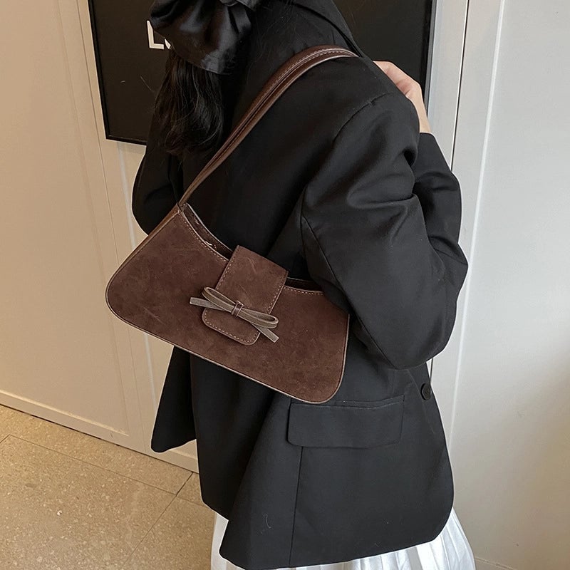 Women's Pu Leather Solid Color Bow Knot Vintage Style Pillow Shape Zipper Shoulder Bag Baguette Bag Underarm Bag