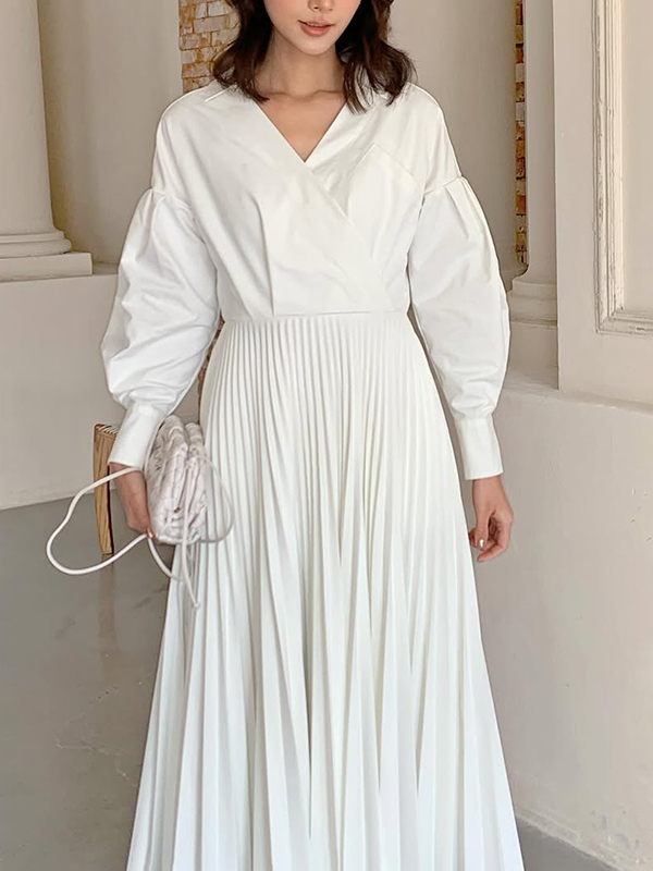 A-Line Long Sleeves Pleated Solid Color V-Neck Maxi Dresses