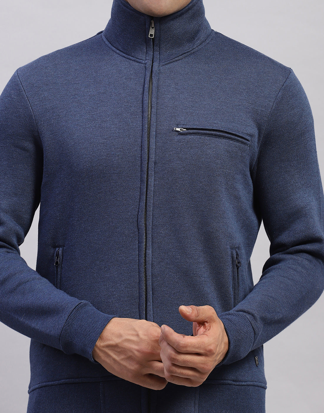 Men Navy Blue Solid Mock Neck Full Sleeve Sweatshirt