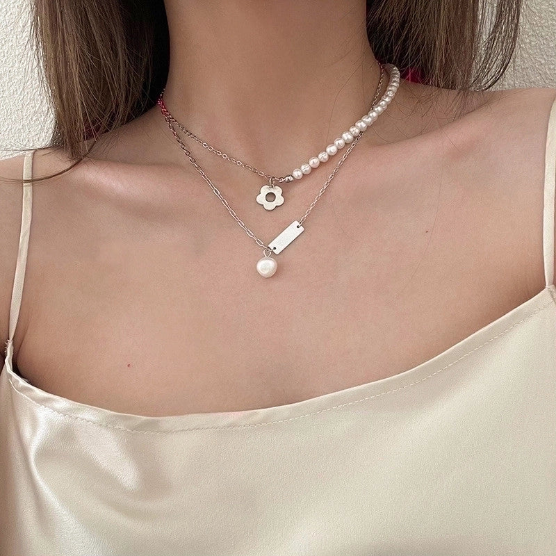 Romantic Minimalist Letter Moon Butterfly Alloy Acrylic Artificial Pearls Artificial Diamond Gold Plated Silver Plated Plating Inlay Necklace