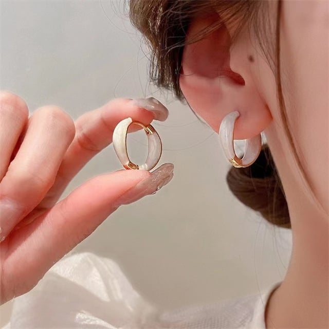 Elegant And Fashionable Hoop Earrings🔥