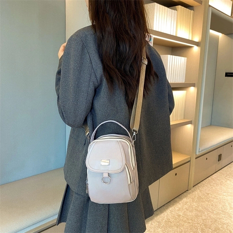Women's Small Nylon Solid Color Basic Zipper Shoulder Bag