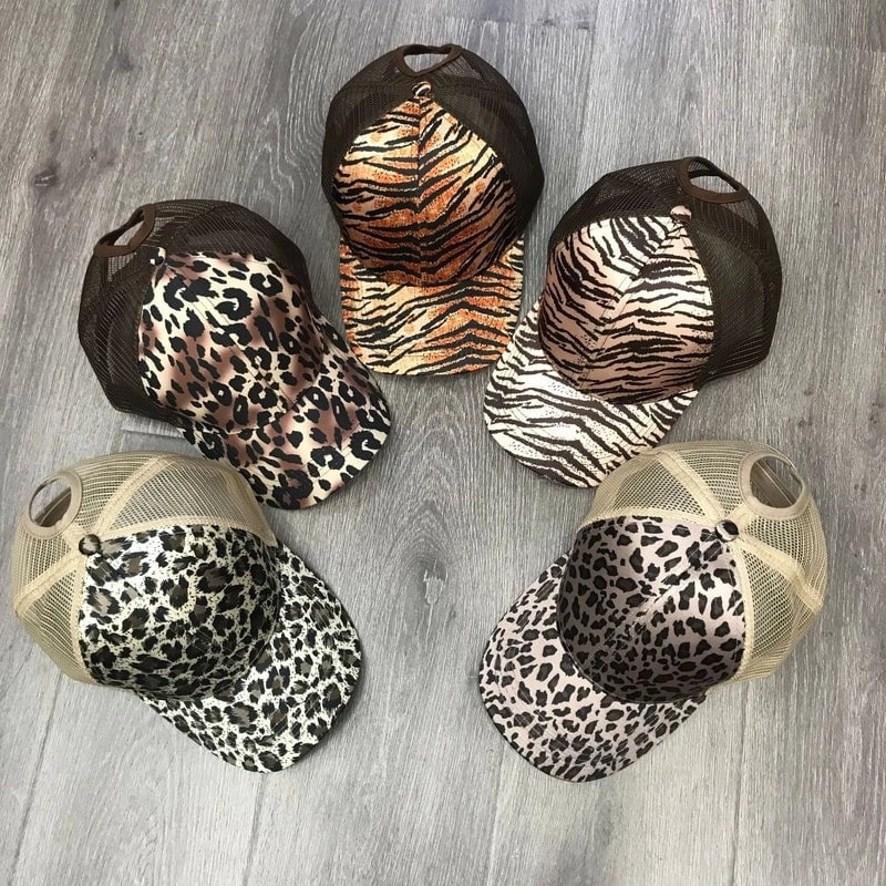 Unisex Elegant Basic Leopard Curved Eaves Baseball Cap