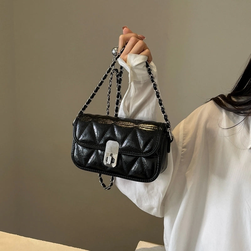 Women's Pu Leather Solid Color Lingge Basic Classic Style Lock Clasp Shoulder Bag Crossbody Bag