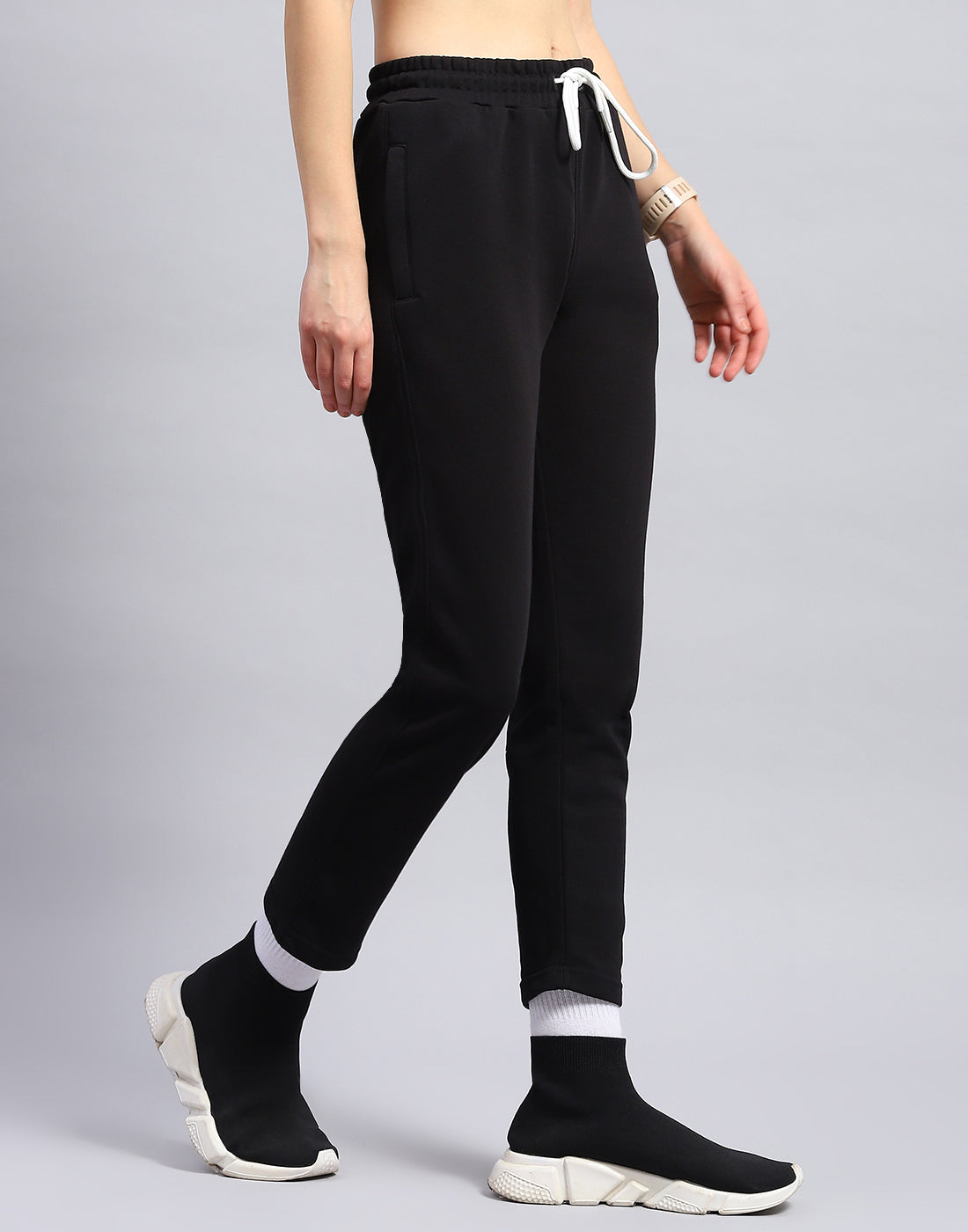 Women Black Solid Regular Fit Lower