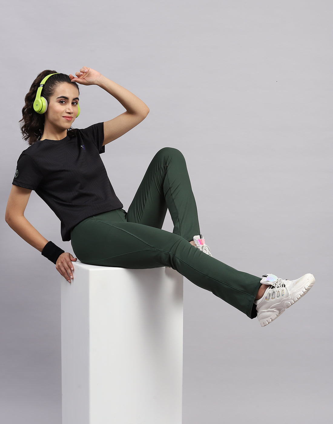 Women Green Solid Smart Fit Lower