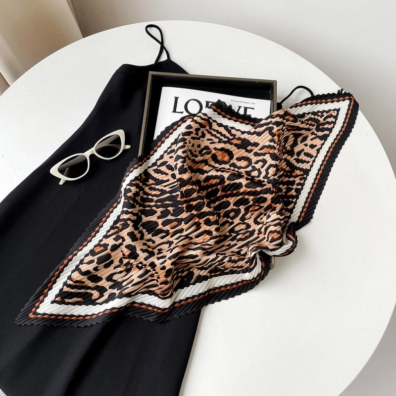 Women's Elegant Lady Leopard Polyester Tie-dye Silk Scarf