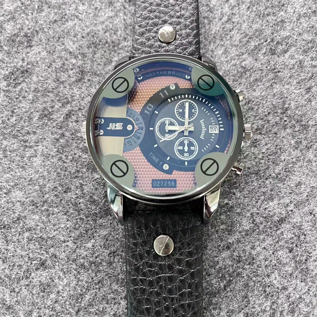 High-end Men's Watch New Fashion Simple Retro Domineering Street Style Large Dial Quartz Watch
