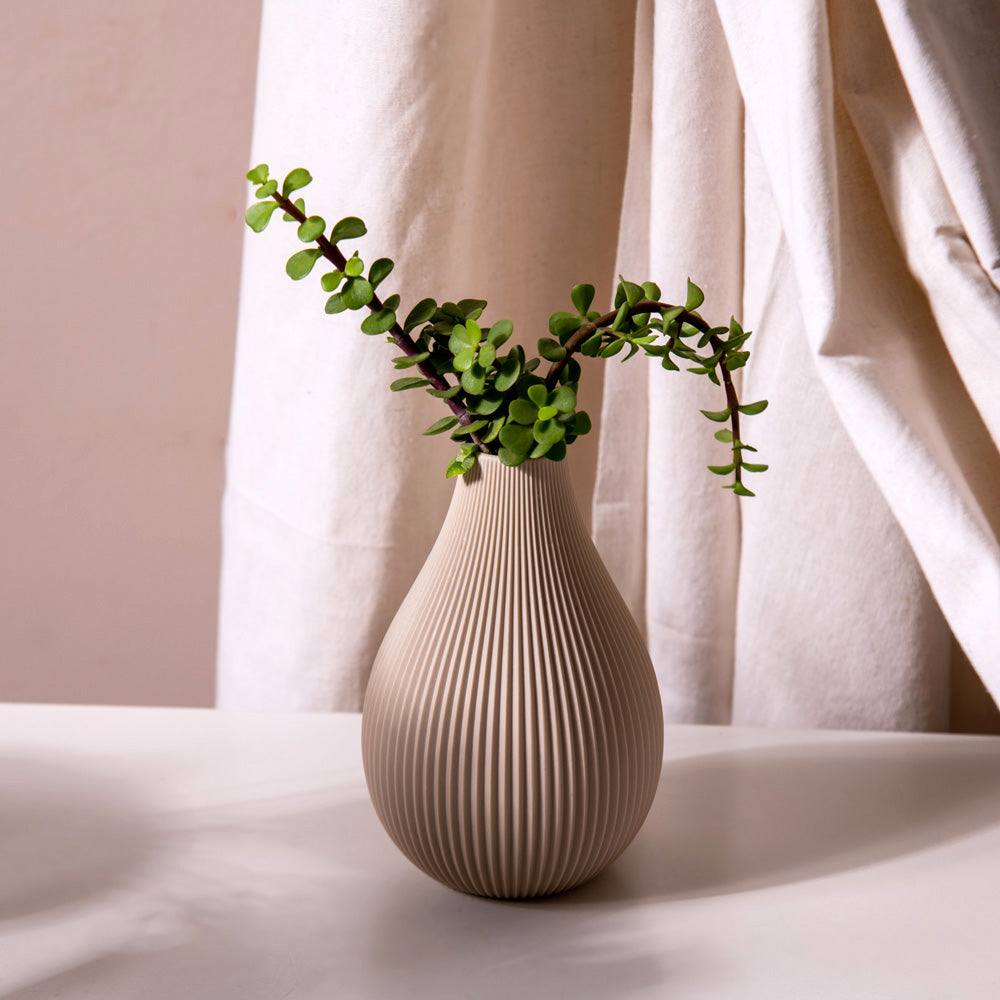 Bud Porcelain Short Vase - Beige