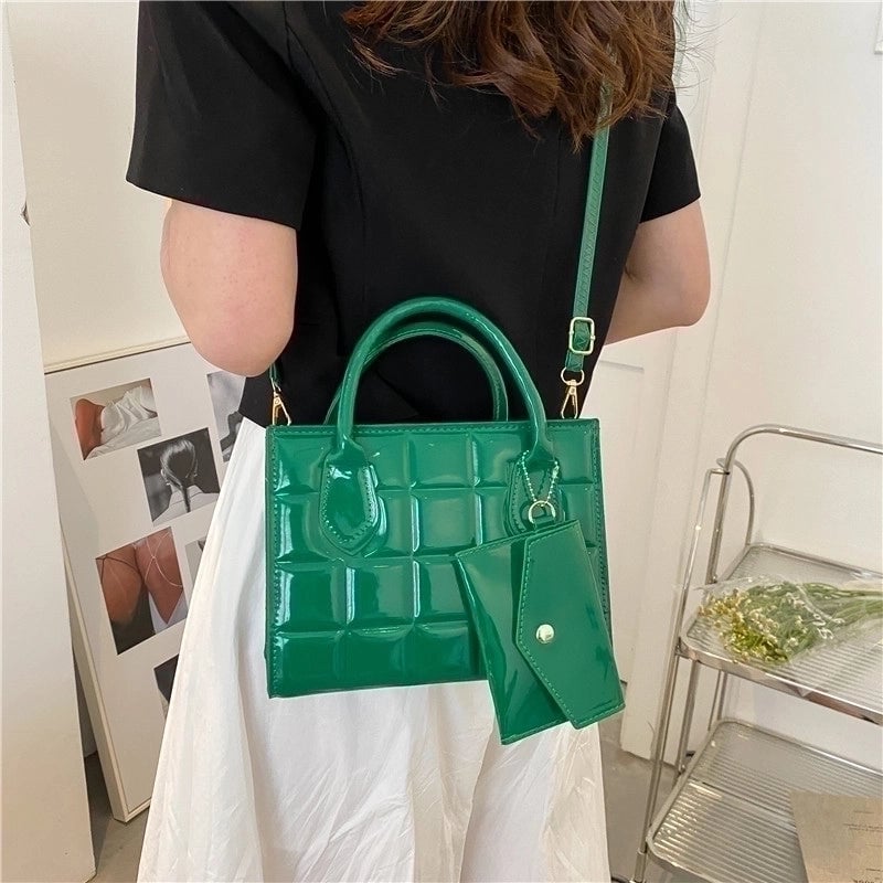 Women's Medium Pu Leather Solid Color Basic Square Zipper Crossbody Bag