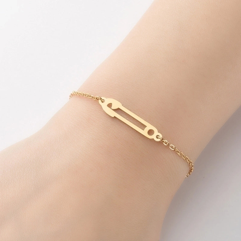 Fashion Heart Shape 201 Stainless Steel 18K Gold Plated Bracelets In Bulk