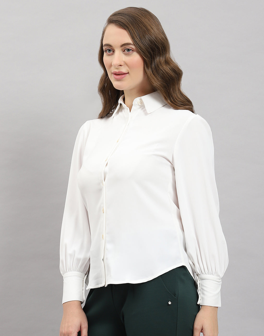 Women White Solid Collar Full Sleeve Top