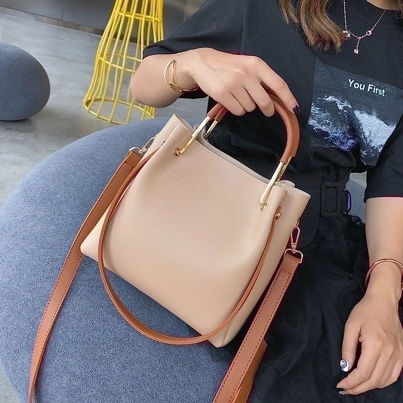 Women's Large All Seasons Pu Leather Classic Style Shoulder Bag