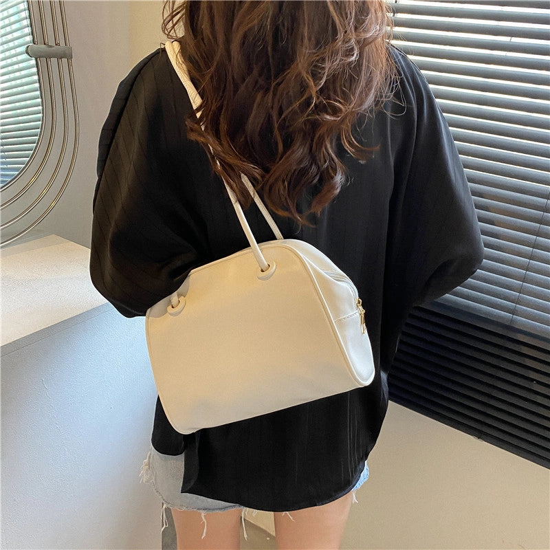 Large Bag Women's Bag New  Version Of Retro Shoulder Bag Niche Design Armpit Tote Bag Commuter Bag