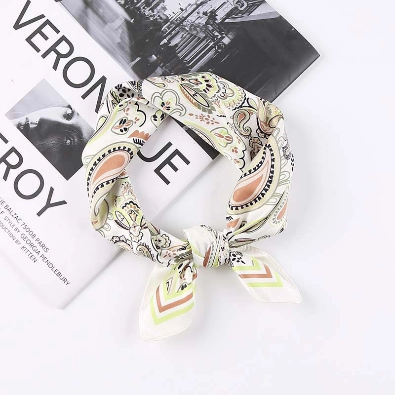 Women's Cartoon Style Sweet Pastoral Leaf Flower Bird Satin Silk Scarf