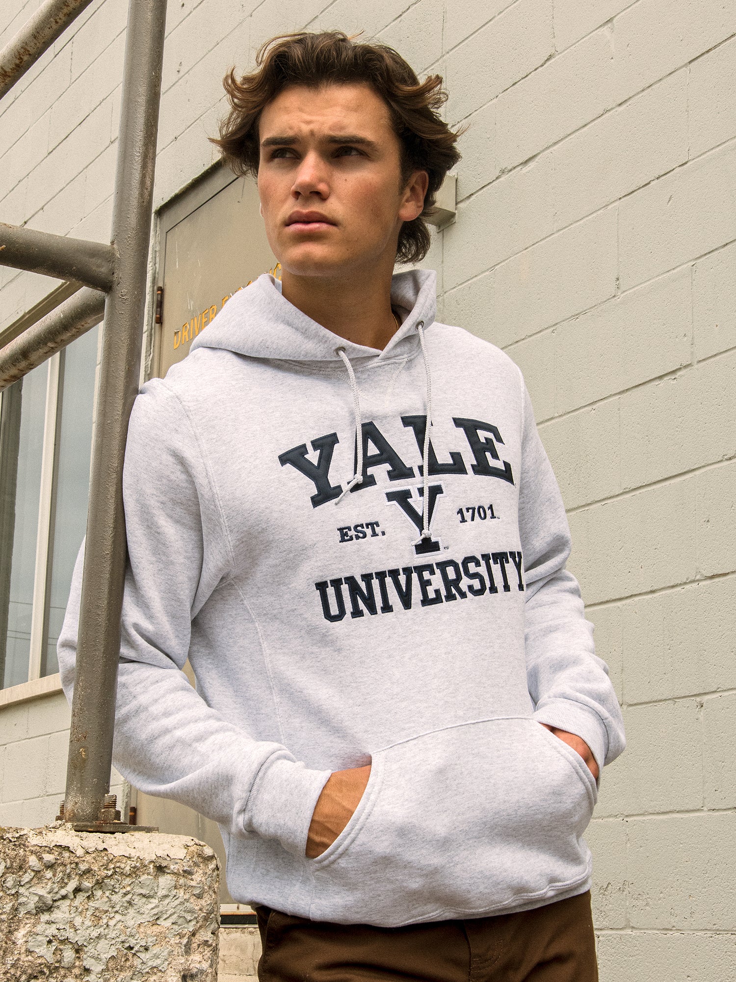 RUSSELL YALE PULLOVER HOODIE