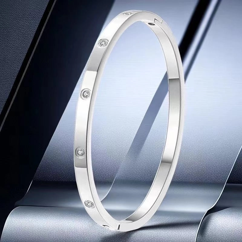 Retro Round Titanium Steel Inlay Zircon Bangle