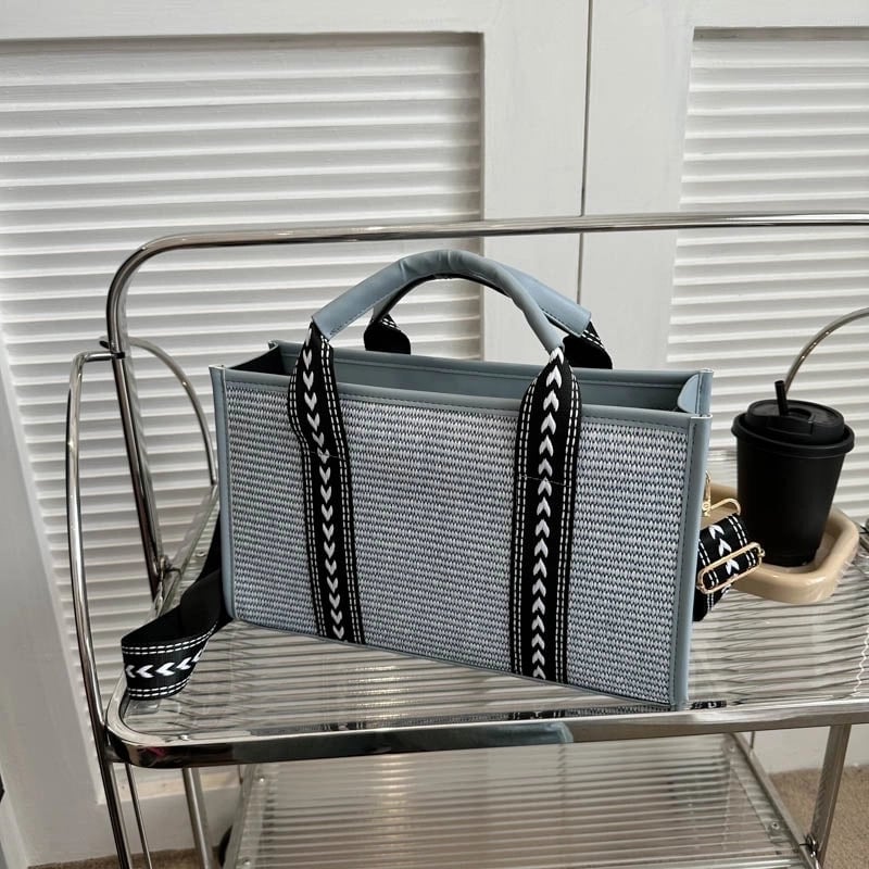 Women's All Seasons Pu Leather Solid Color Basic Square Zipper Handbag