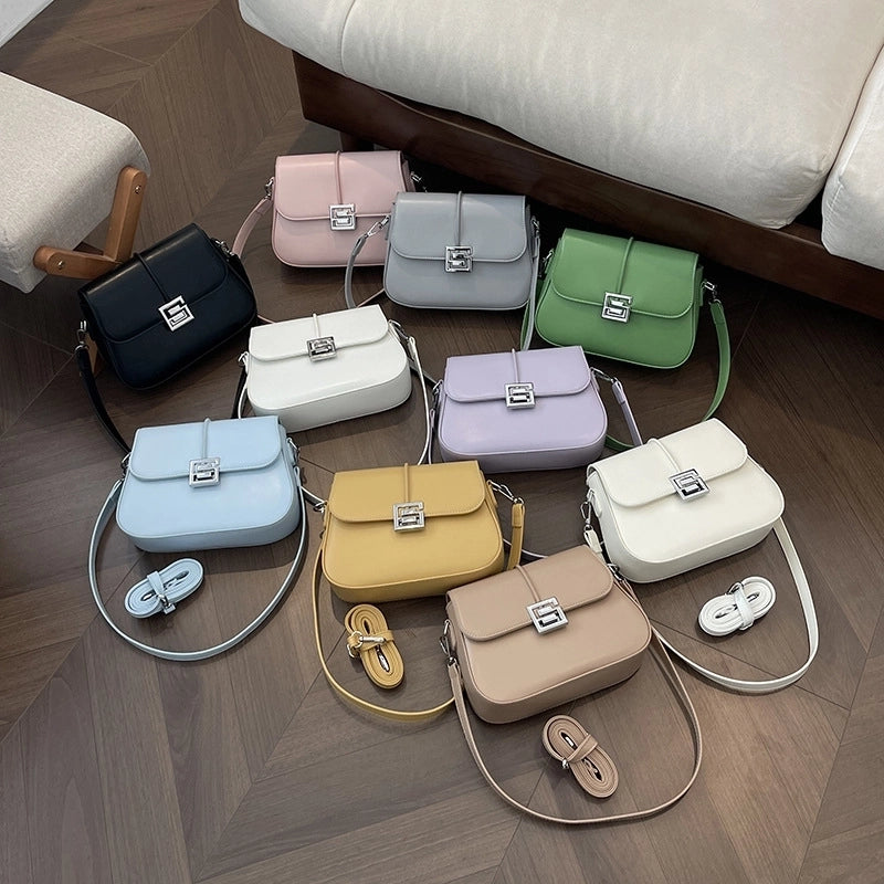Women's Medium Pu Leather Solid Color Vintage Style Classic Style Square Magnetic Buckle Shoulder Bag