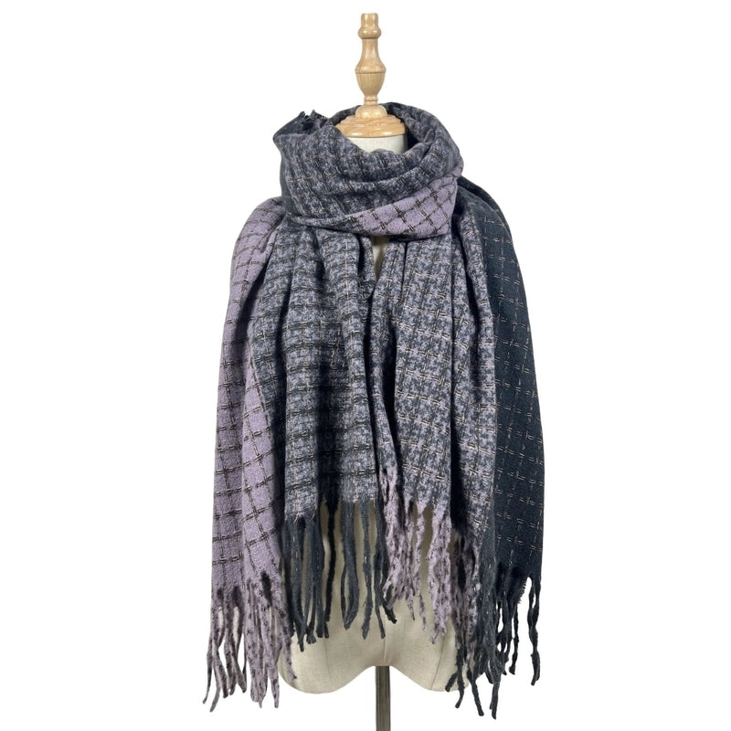 Women's Casual Solid Color Polyester Tassel Scarf