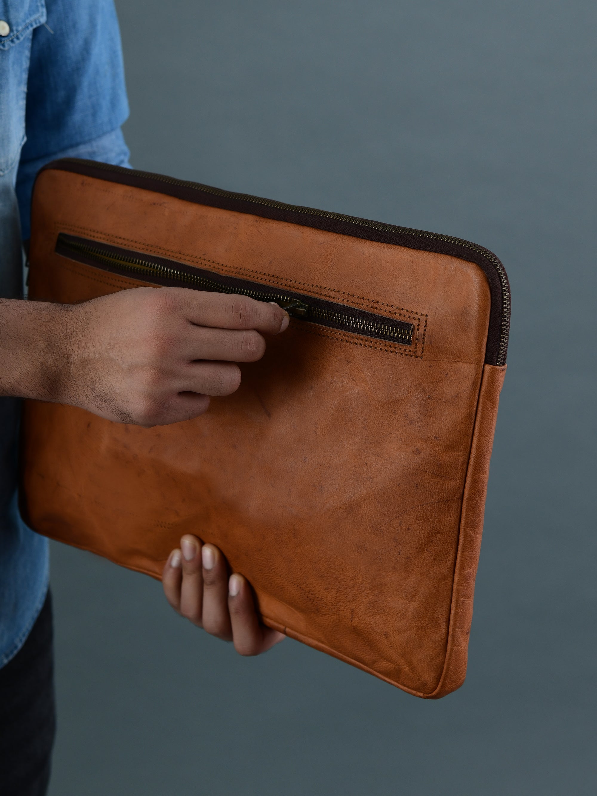 Zento Laptop Sleeve - Tan Brown